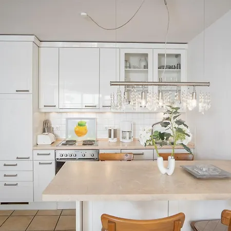 Apartment Domizil 2 *